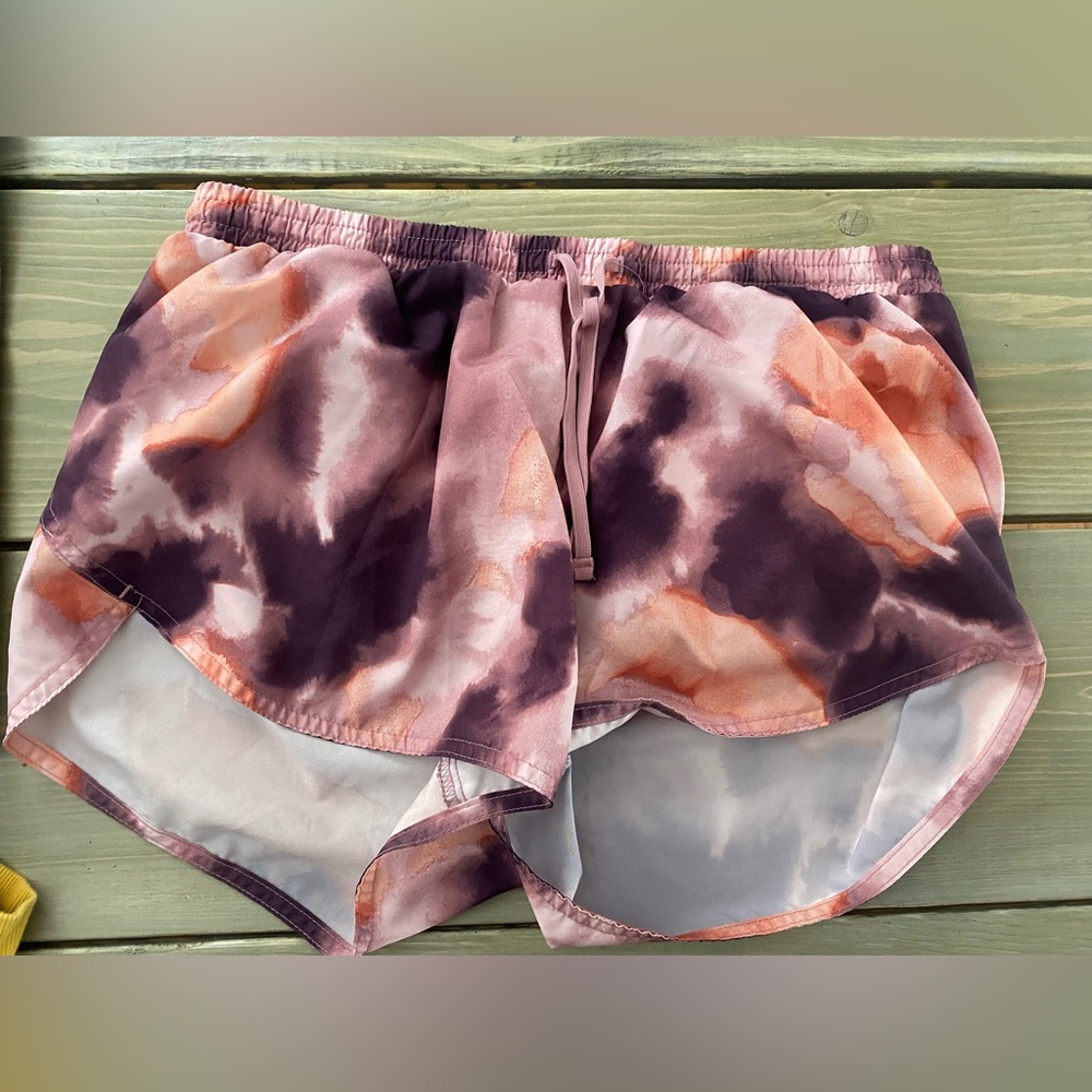 Old Navy go dry active shorts